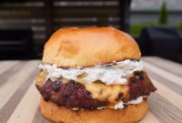 Jalapeño Popper Pub Burger Recipe: Creamy, Crispy, Spicy Bite