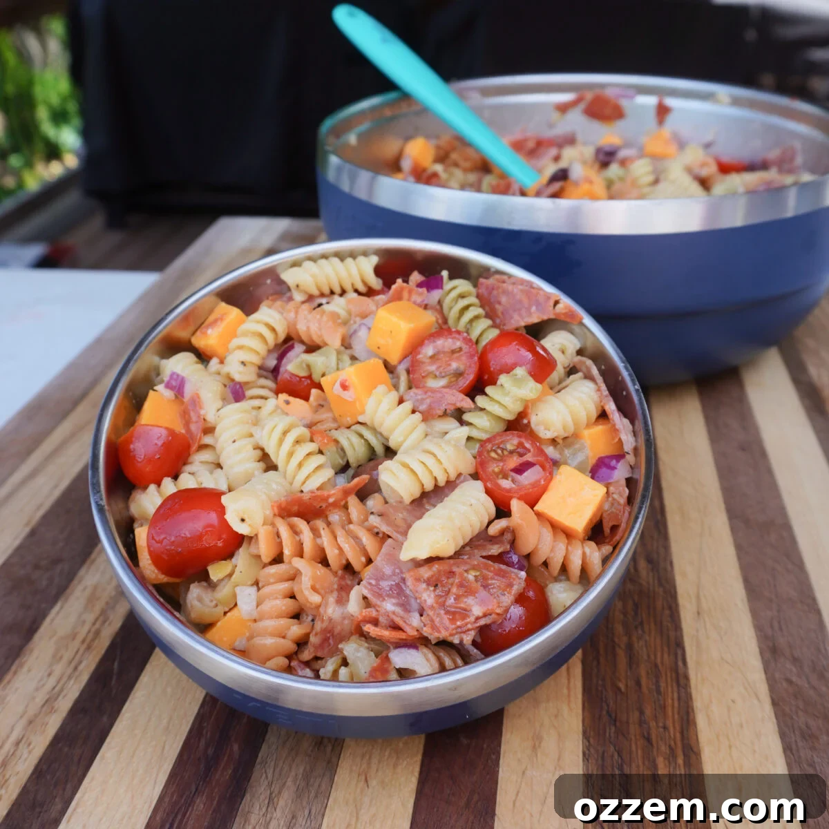 Chicago-Style Pasta Salad with Italian Sausage & Peppers 2 Chicago Style Pasta Salad in bowl.